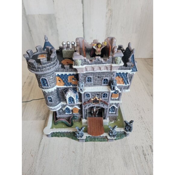 Lemax AS IS Castle on spooky Hill Halloween Village accessory animated - Picture 4 of 9